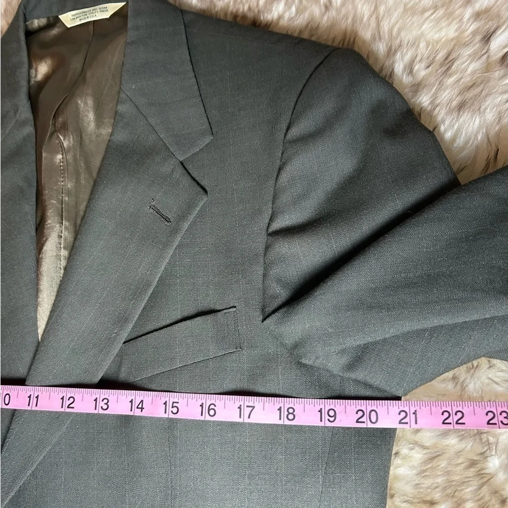 Men’s Sport Coat 40R Executive Collection Light Black 2 Button Blazer Jacket